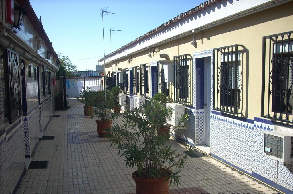 Hostal Don Diego San Juan Del Puerto Ngoại thất bức ảnh