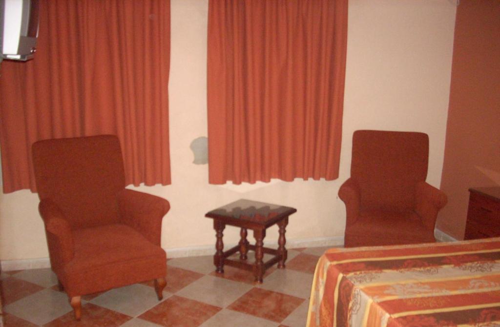 Hostal Don Diego San Juan Del Puerto Phòng bức ảnh