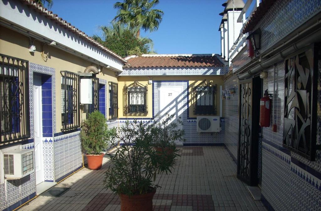 Hostal Don Diego San Juan Del Puerto Ngoại thất bức ảnh
