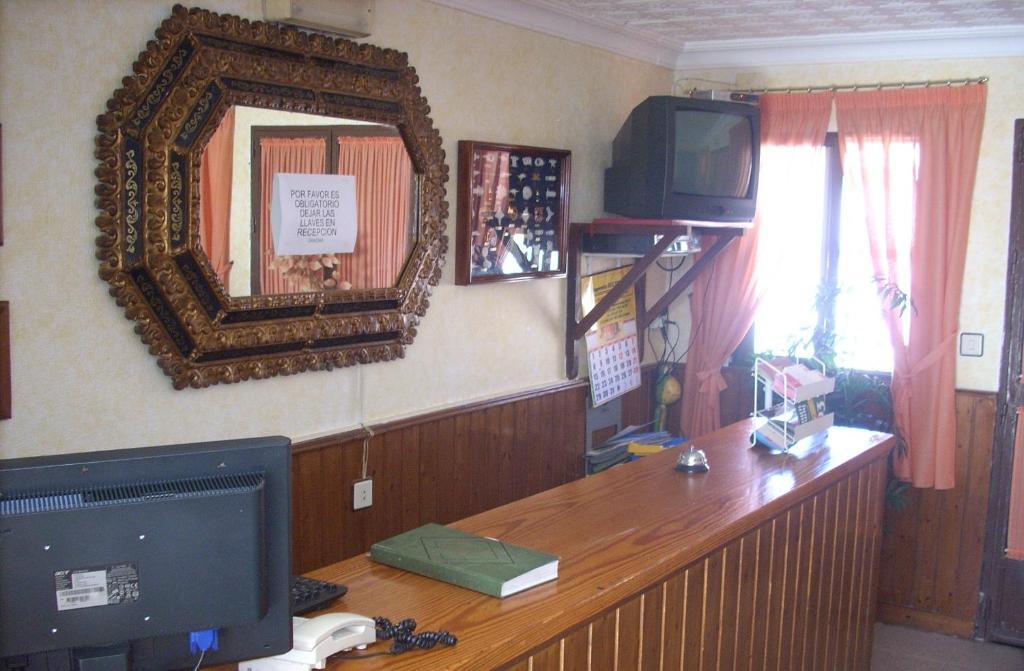 Hostal Don Diego San Juan Del Puerto Ngoại thất bức ảnh