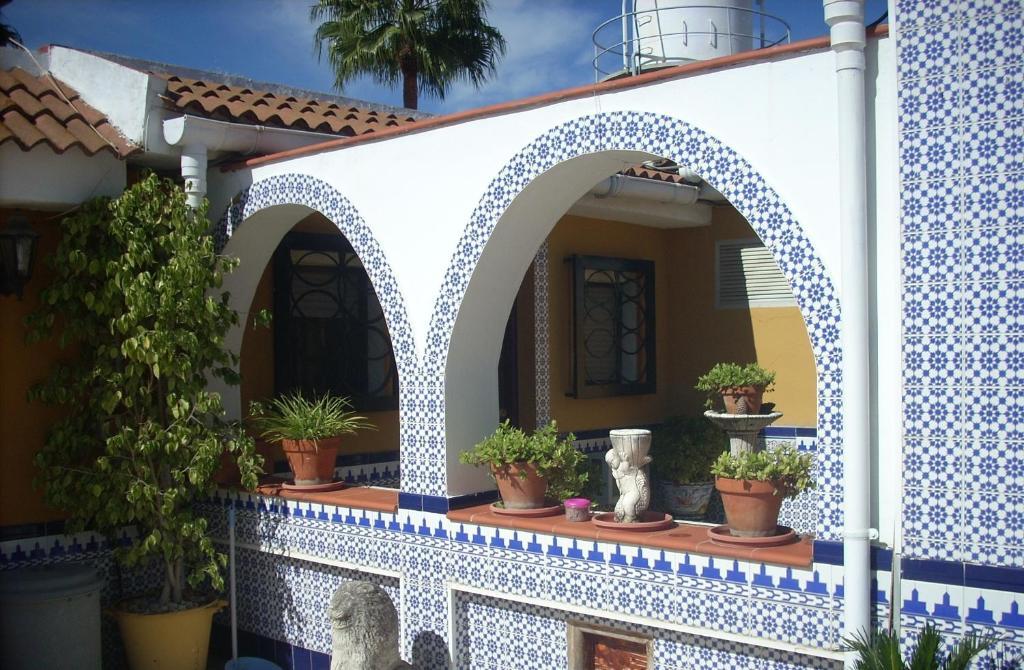 Hostal Don Diego San Juan Del Puerto Ngoại thất bức ảnh